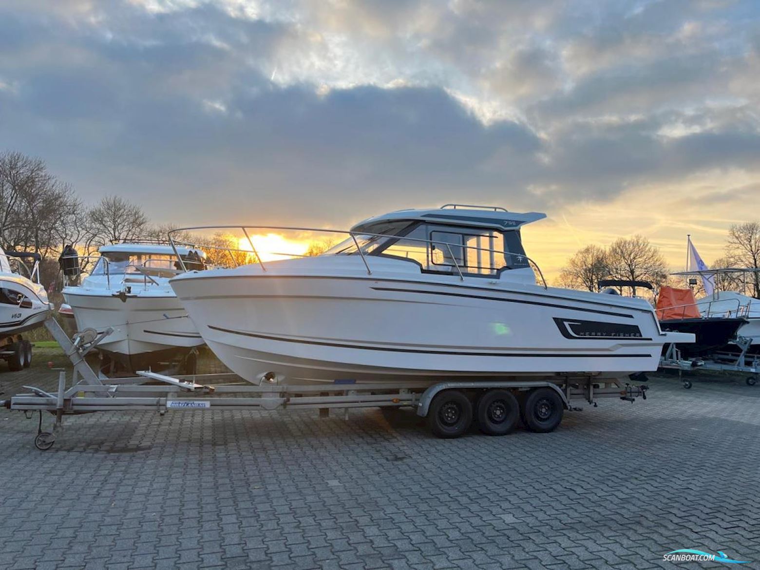 Jeanneau  Merry Fisher 795 Serie 2