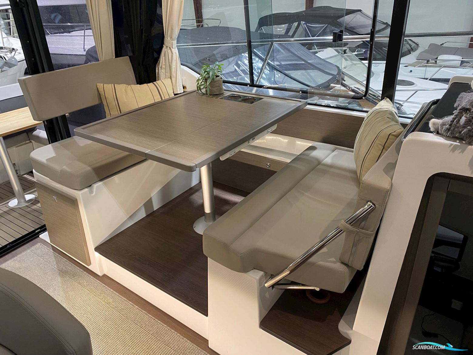 Jeanneau 1095 Merry Fisher Coupé