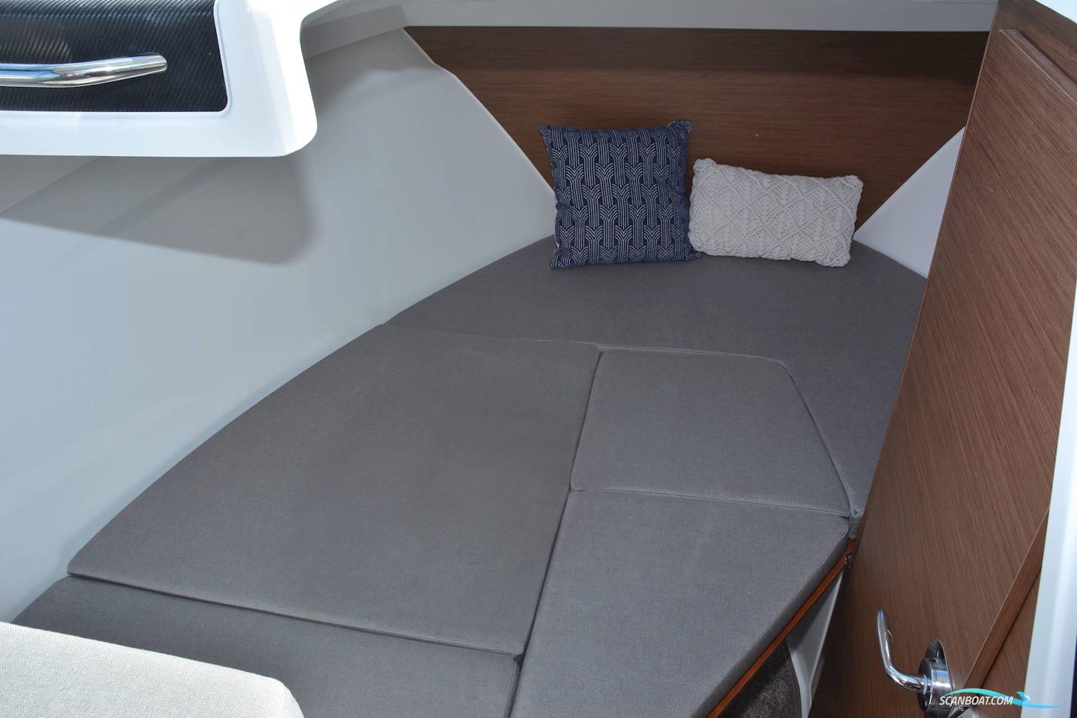Jeanneau 695 Cruiser Serie2