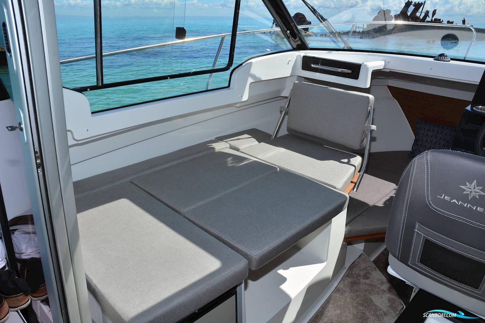 Jeanneau 695 Cruiser Serie2