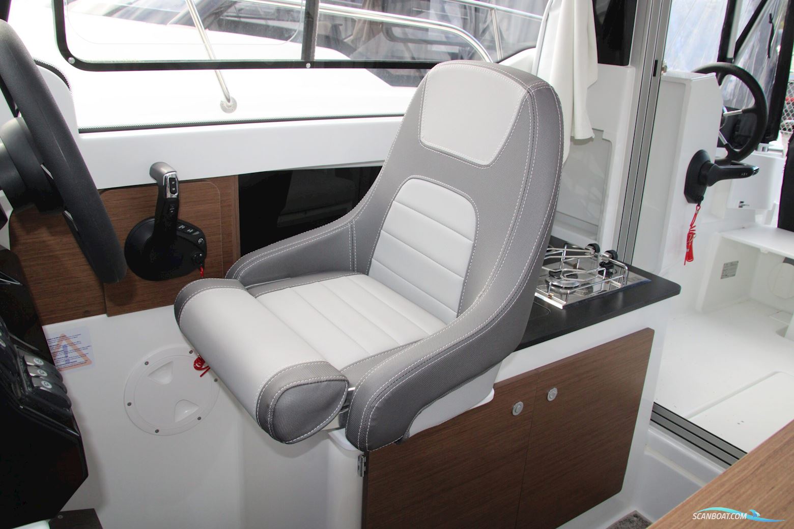 Jeanneau 695 Cruiser Serie2