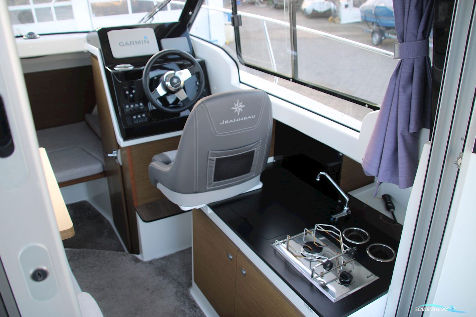 Jeanneau 695 Merry Fisher Serie2