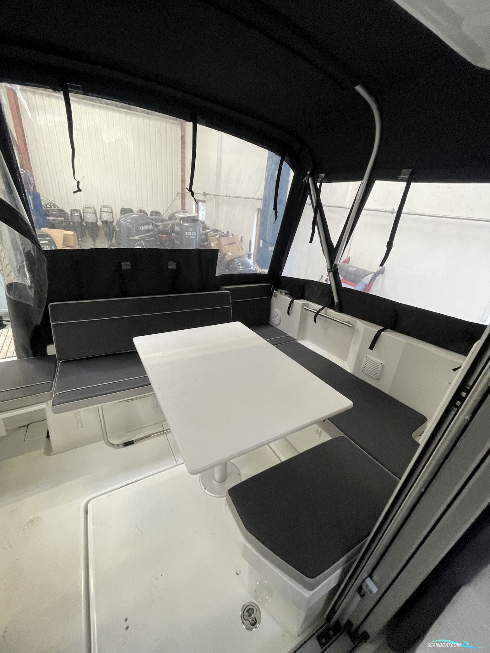 Jeanneau 695 Merry Fisher Serie2