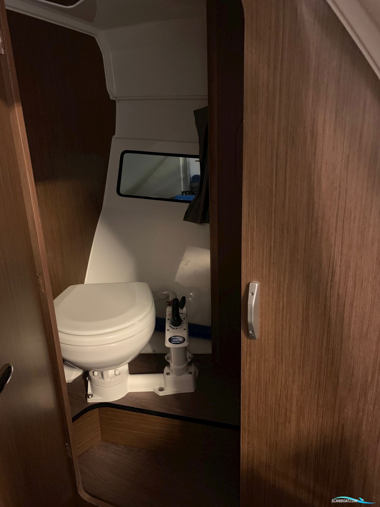 Jeanneau 7.5 DC Cap Camarat Gen2