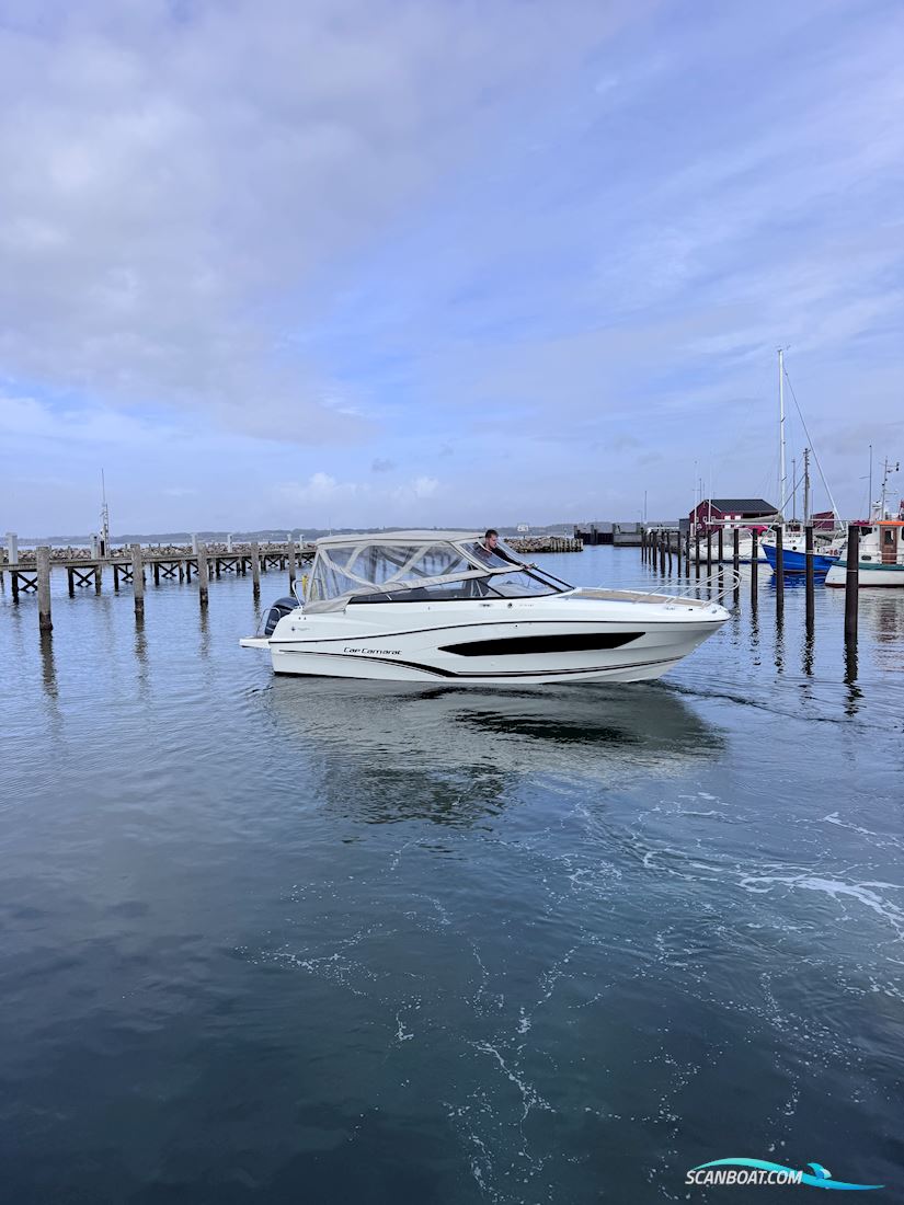 Jeanneau 7.5 DC CAP CAMARAT SERIE 2 – 2021