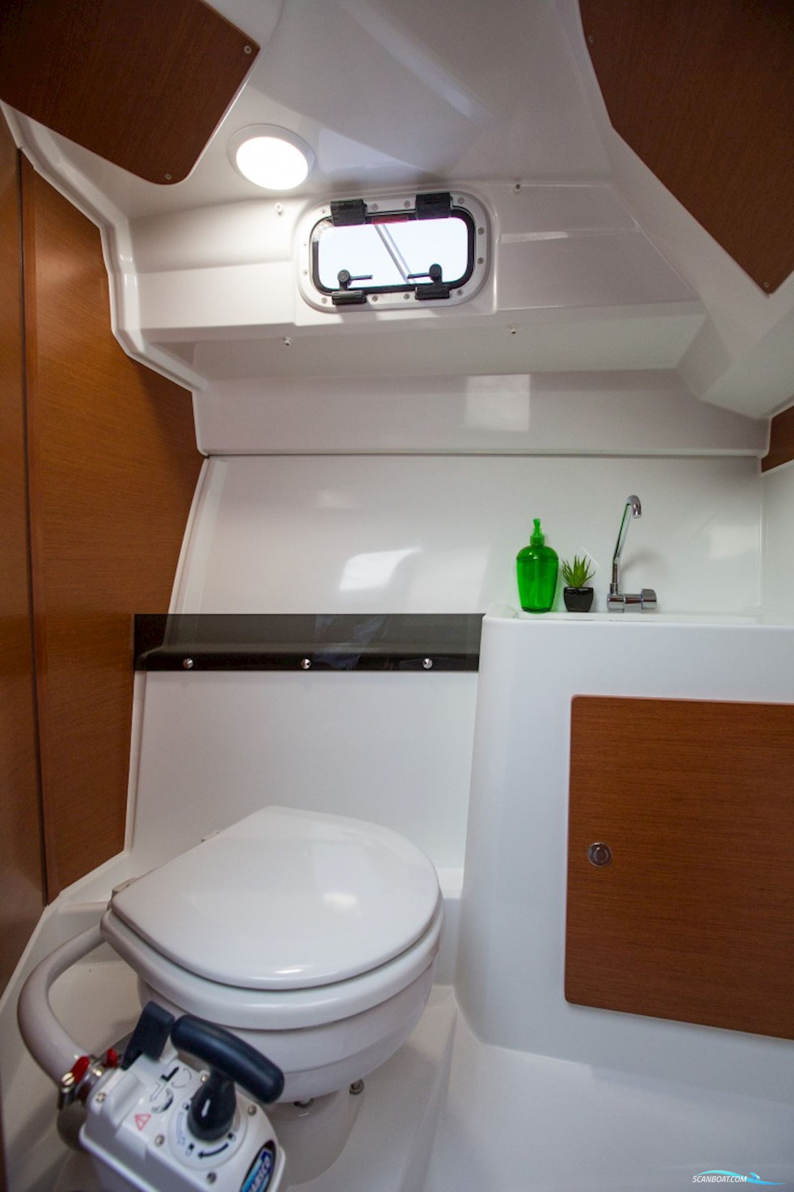 Jeanneau 795 Merry Fisher Serie 2
