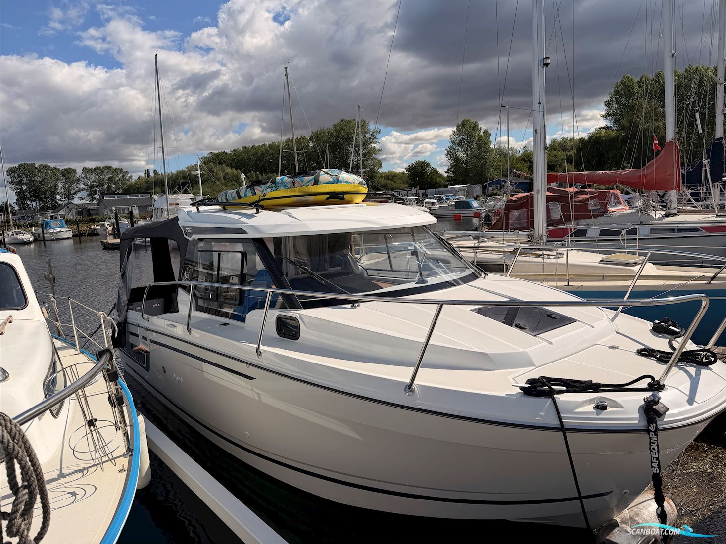 Jeanneau 795 Merry Fisher Serie 2