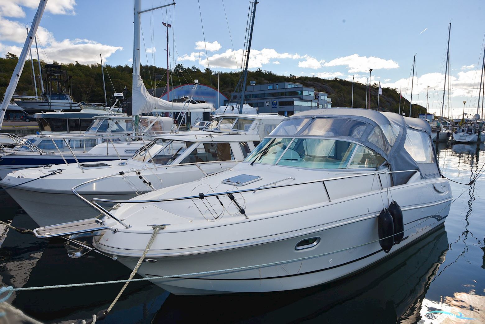 Jeanneau 805 Leader