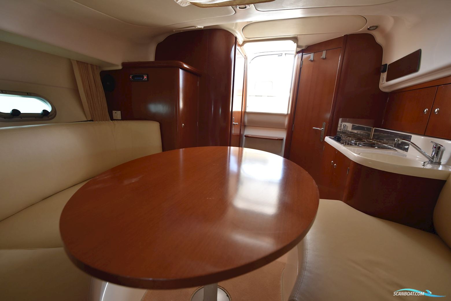Jeanneau 805 Leader
