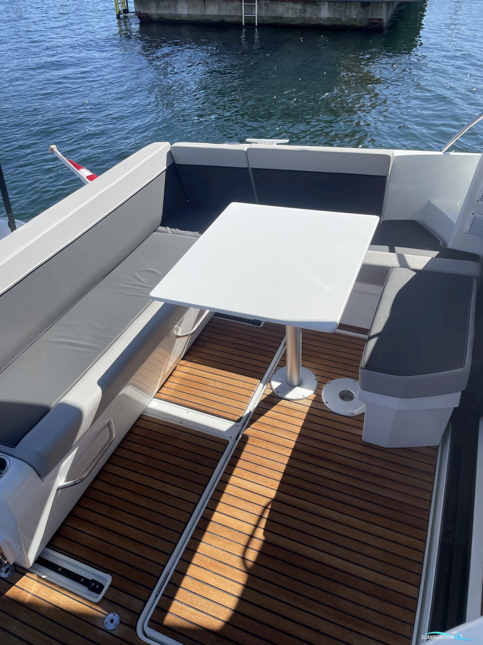 Jeanneau 895 Merry Fisher Cruiser