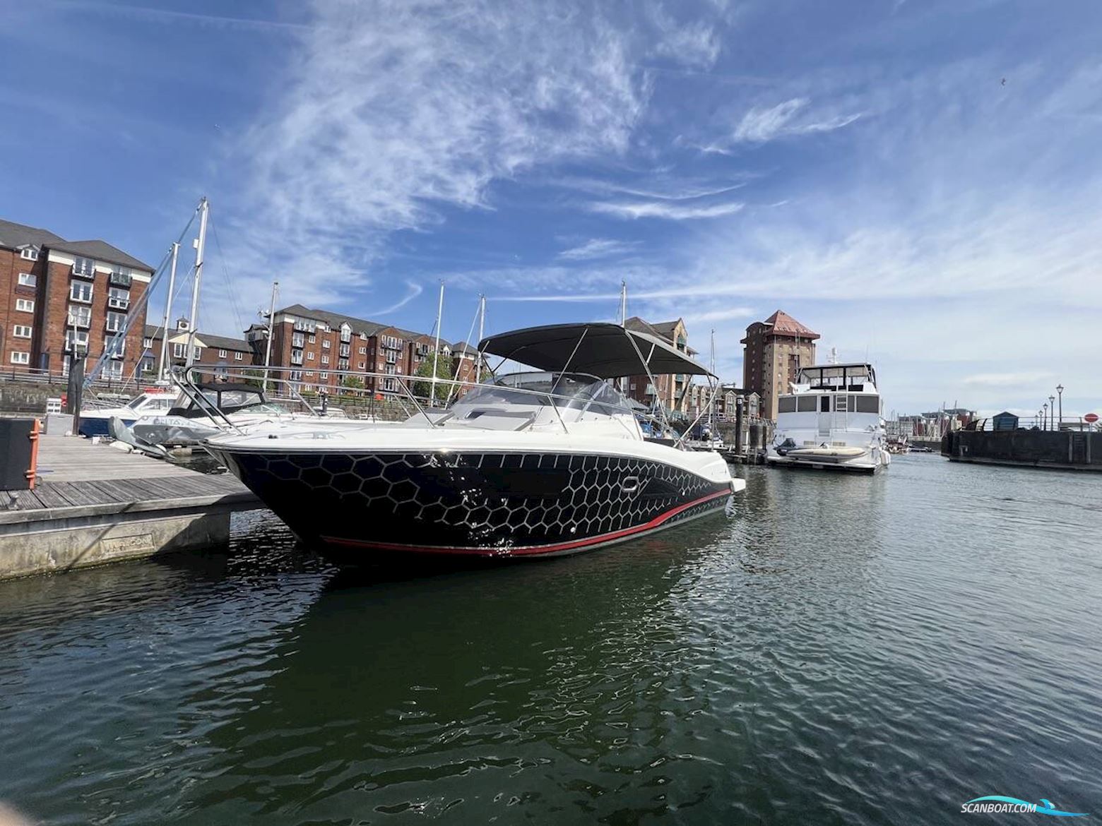 Jeanneau 9.0WA Cap Camarat Motorbåd 2019, med Yamaha F200 Getx motor, England