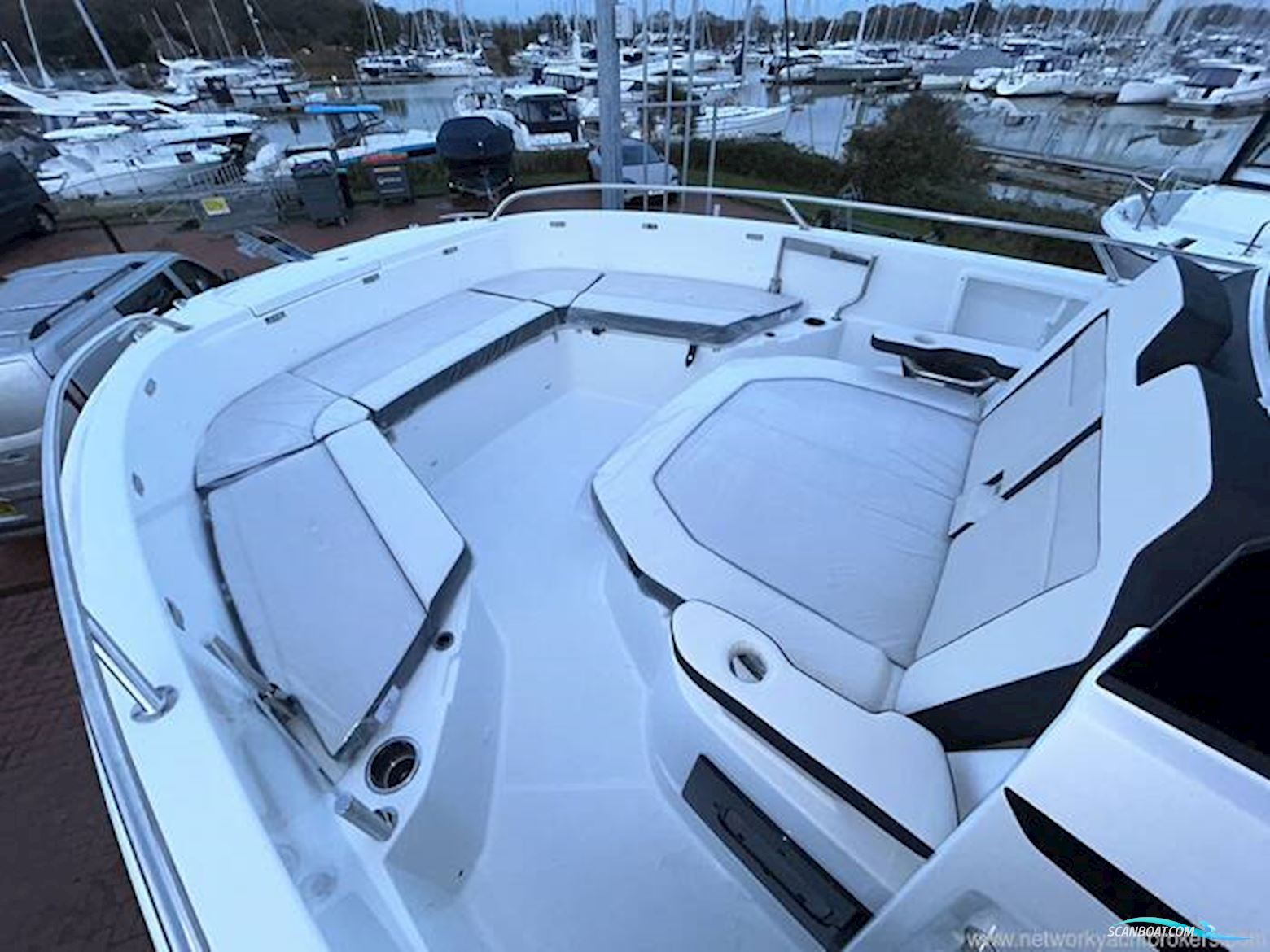 Jeanneau Cap Camarat 10.5 CC