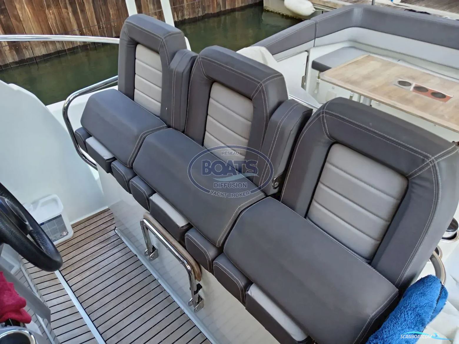 Jeanneau Cap Camarat 10.5