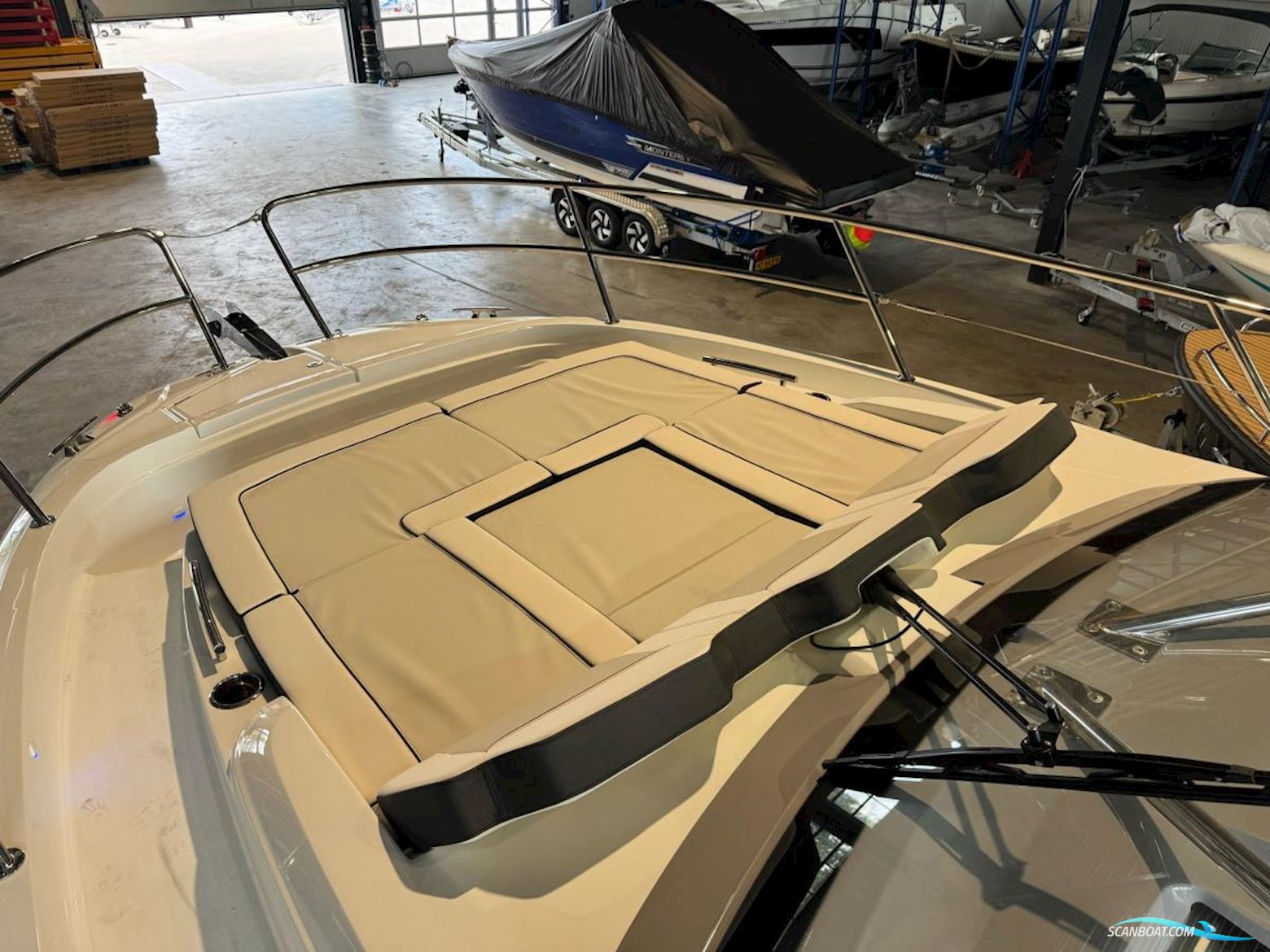 Jeanneau Cap Camarat 10.5 WA S2 op Voorraad. Dit Schip is Aanwezig op de Yamaha Stand Van Hiswa te Water 2026.