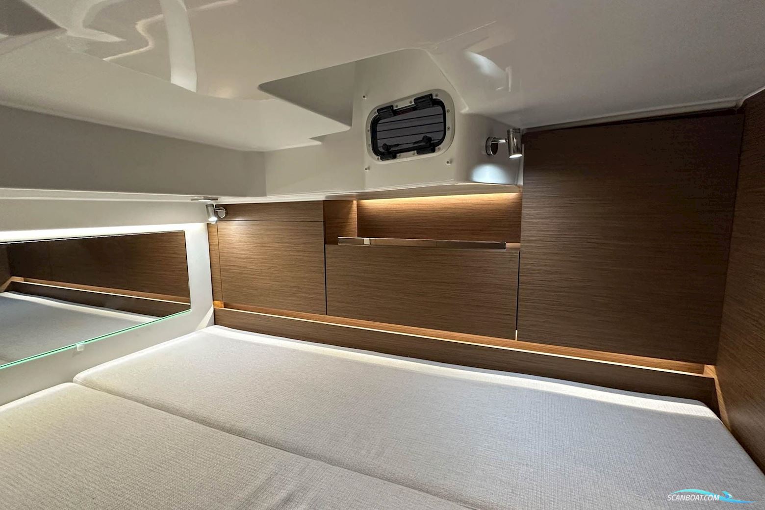 Jeanneau Cap Camarat 10.5 WA Serie 2