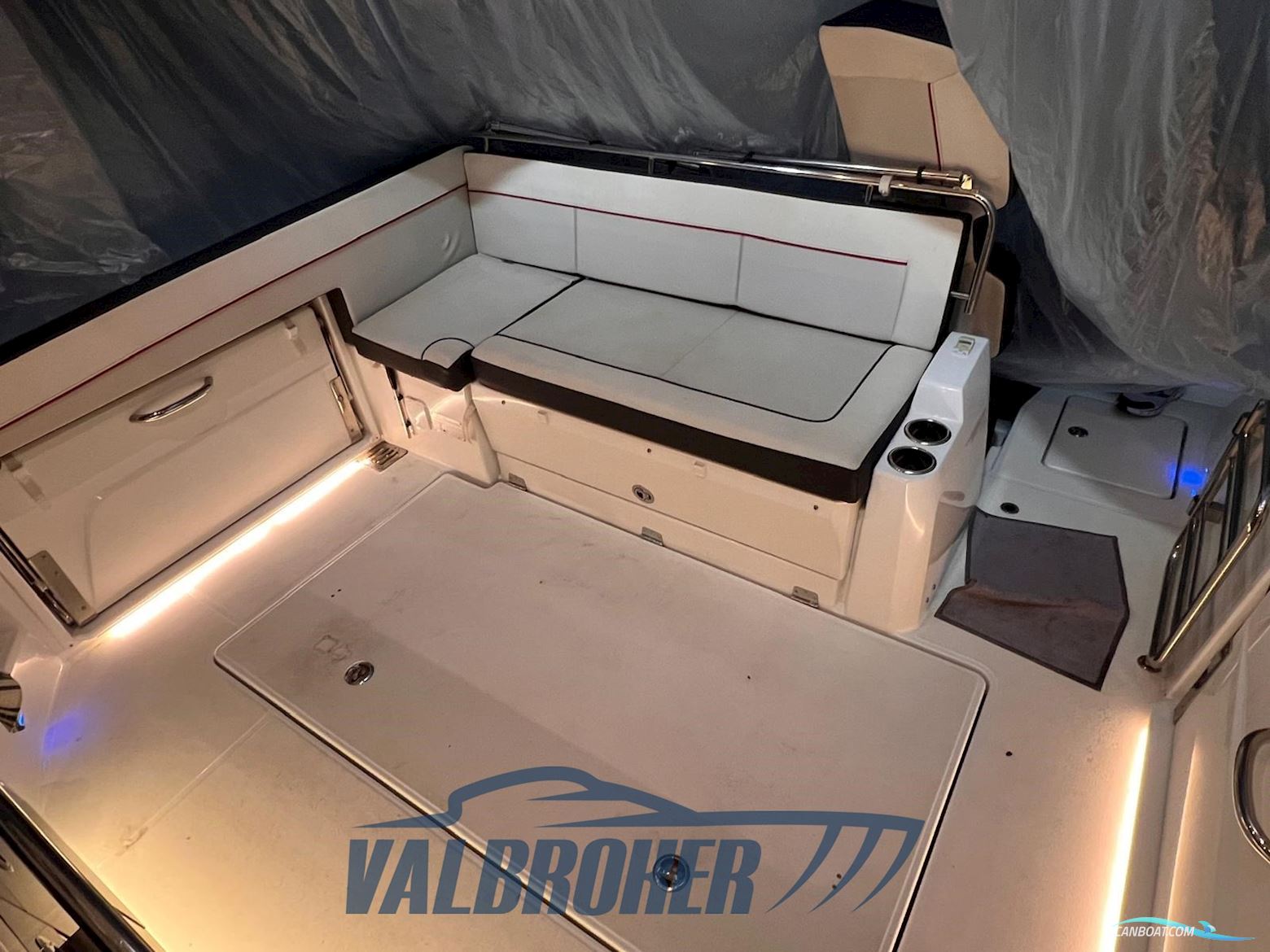 Jeanneau Cap Camarat 10.5 WA serie 2