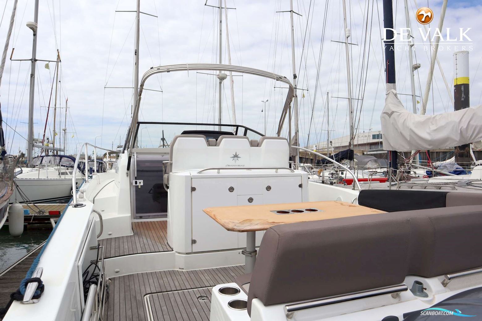 Jeanneau Cap Camarat 10.50 WA