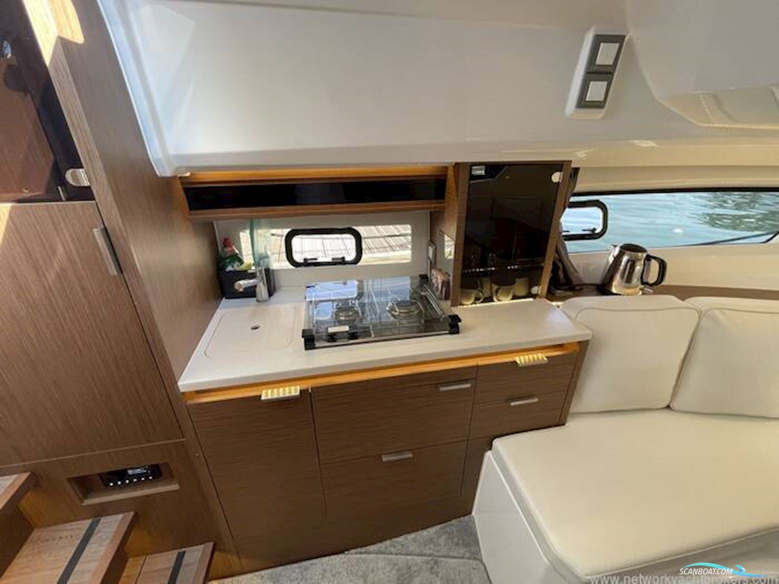 Jeanneau Cap Camarat 10.5WA S2