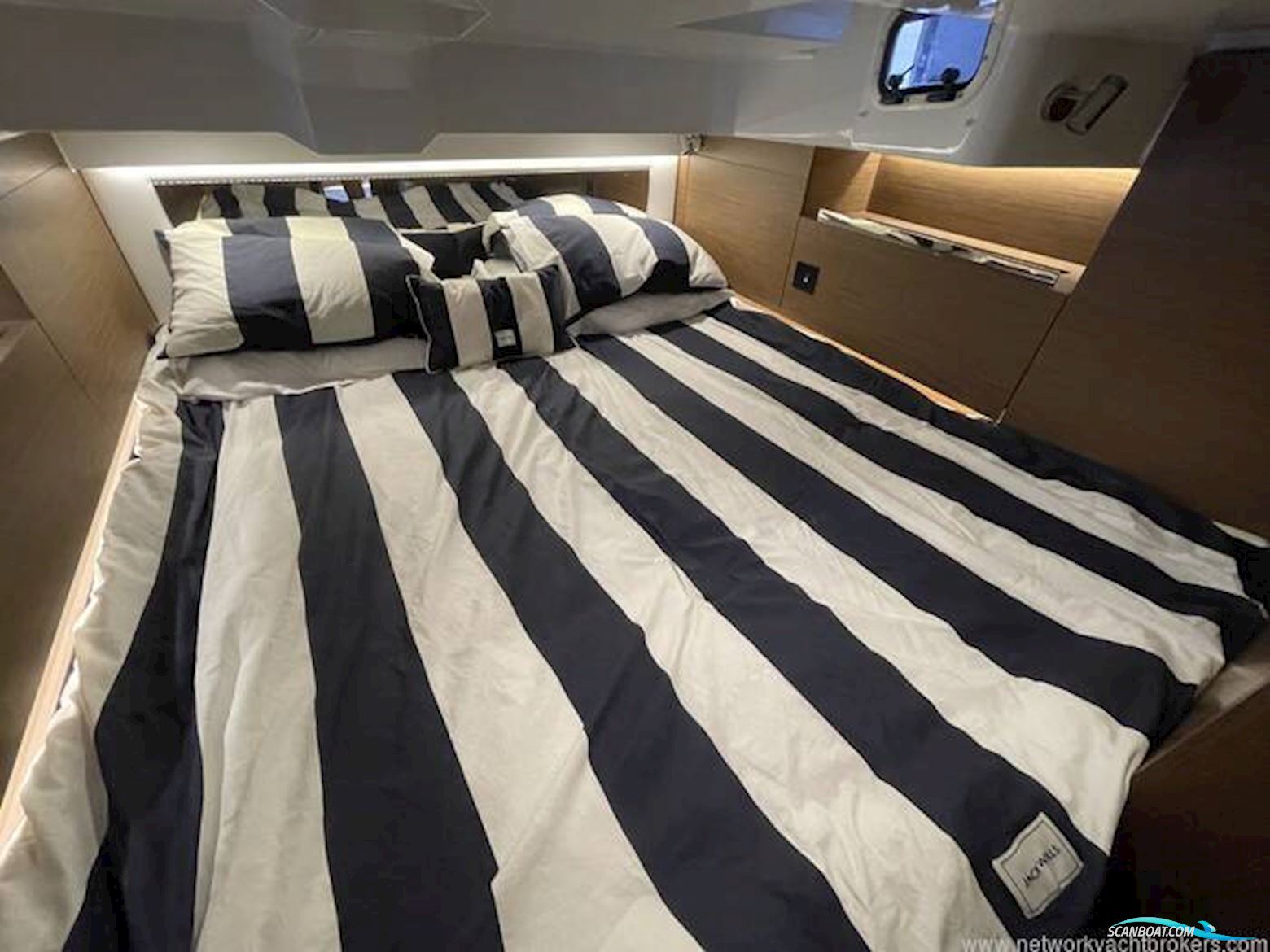 Jeanneau Cap Camarat 10.5WA S2