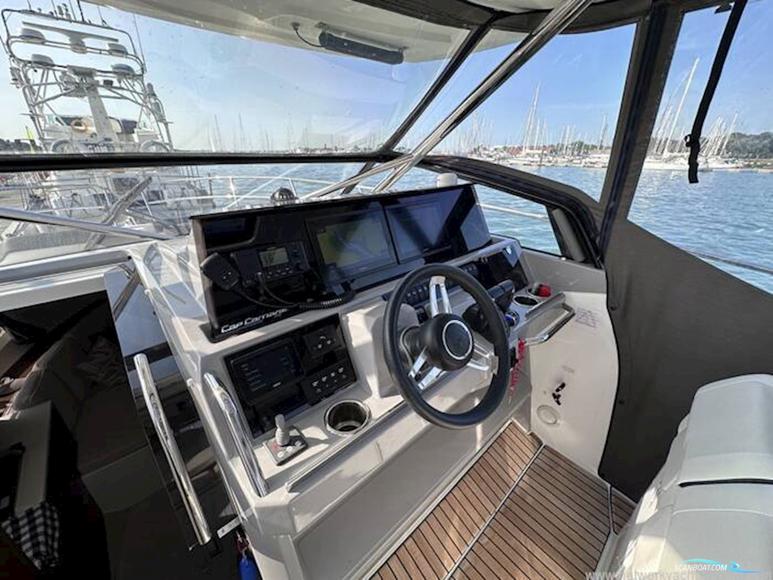 Jeanneau Cap Camarat 10.5WA S2