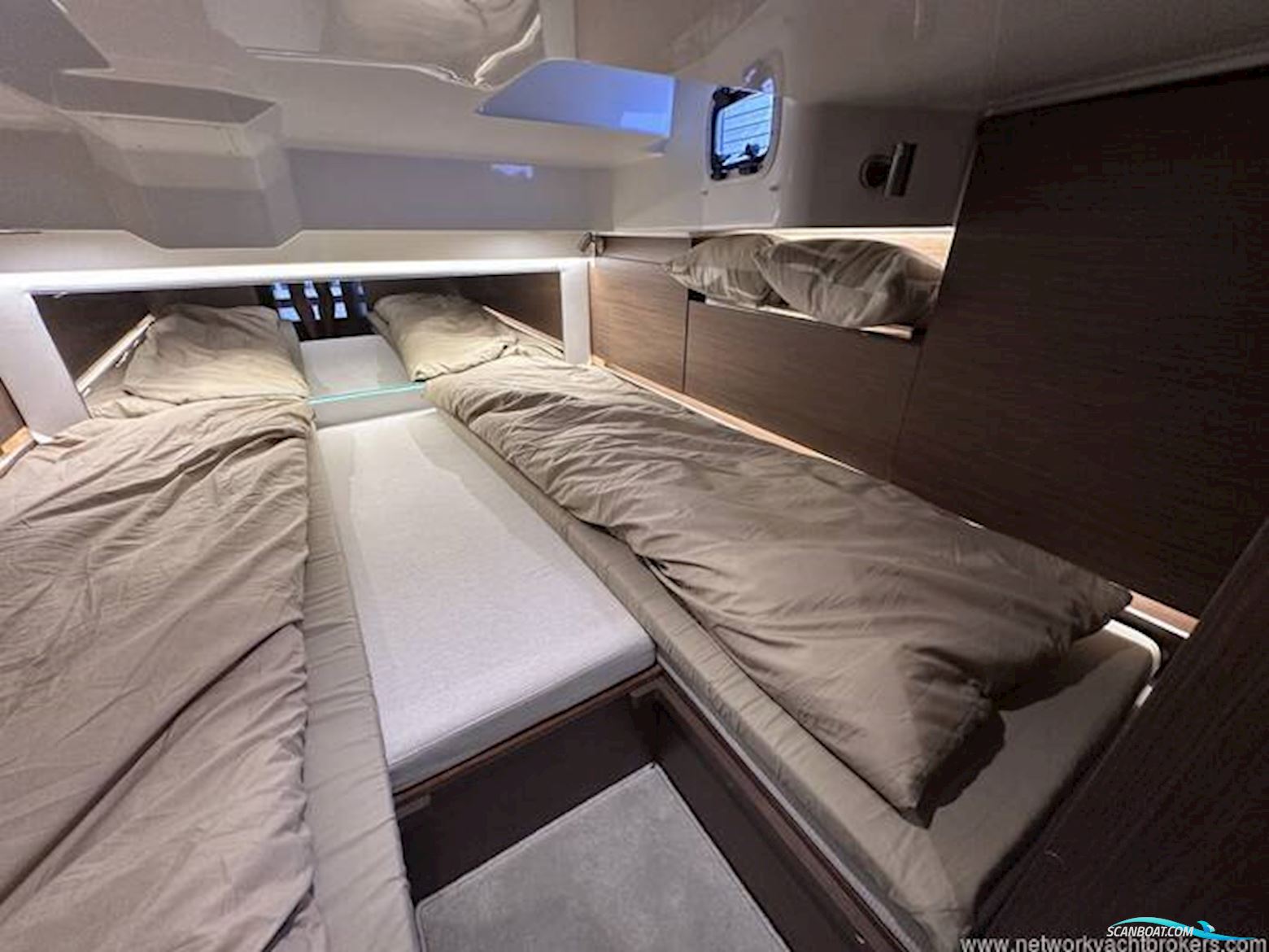 Jeanneau Cap Camarat 10.5WA S2