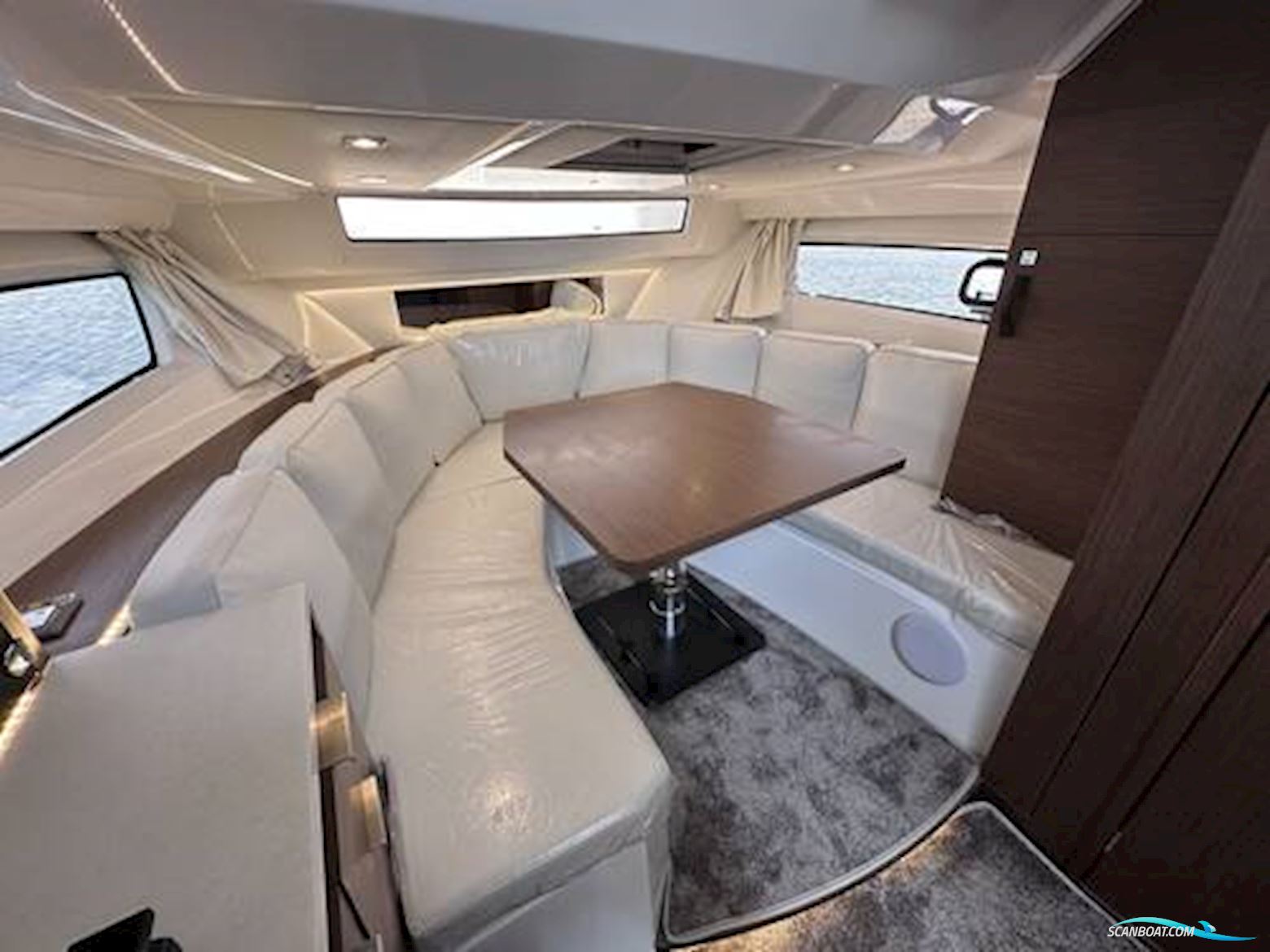 Jeanneau Cap Camarat 10.5WA S2