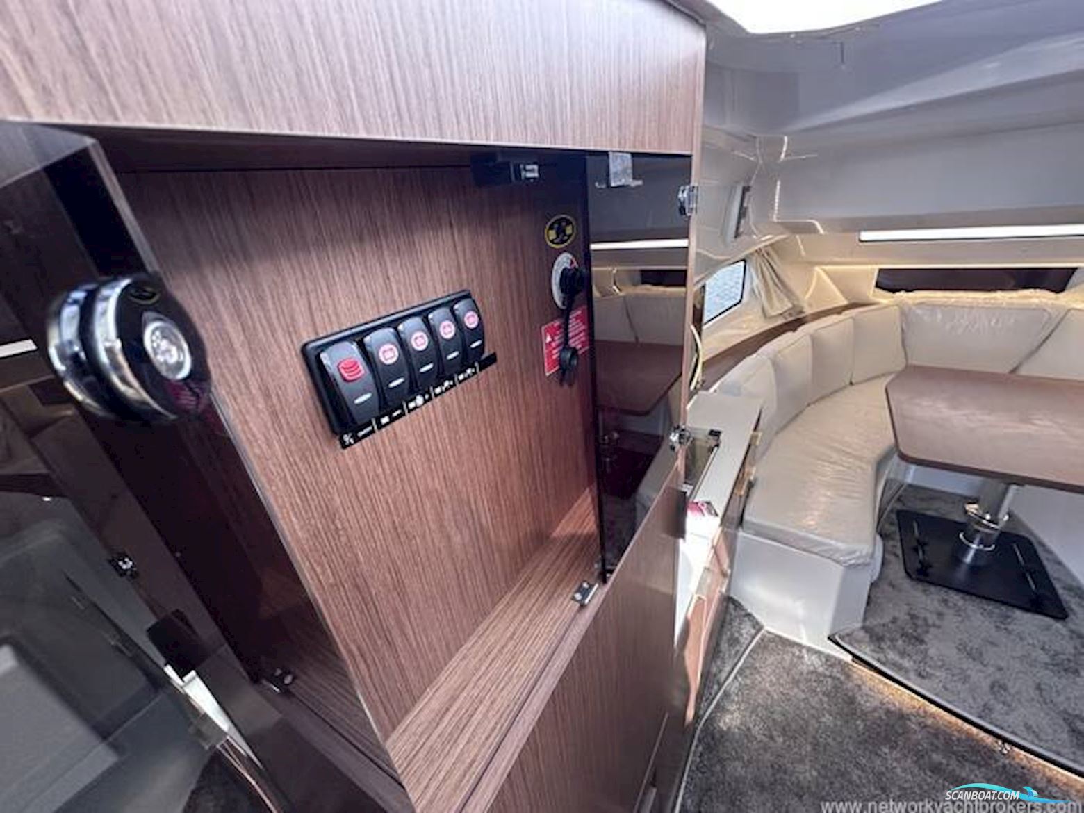 Jeanneau Cap Camarat 10.5WA S2