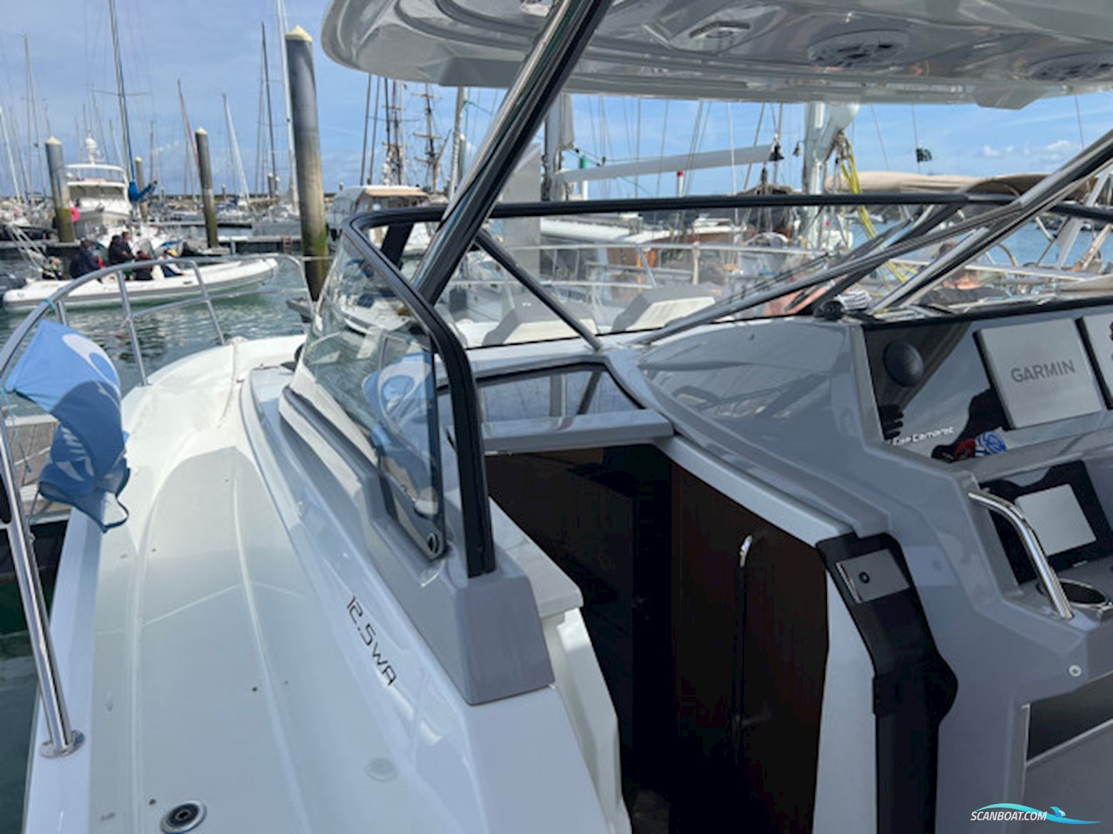 Jeanneau Cap Camarat 12.5WA-New Version