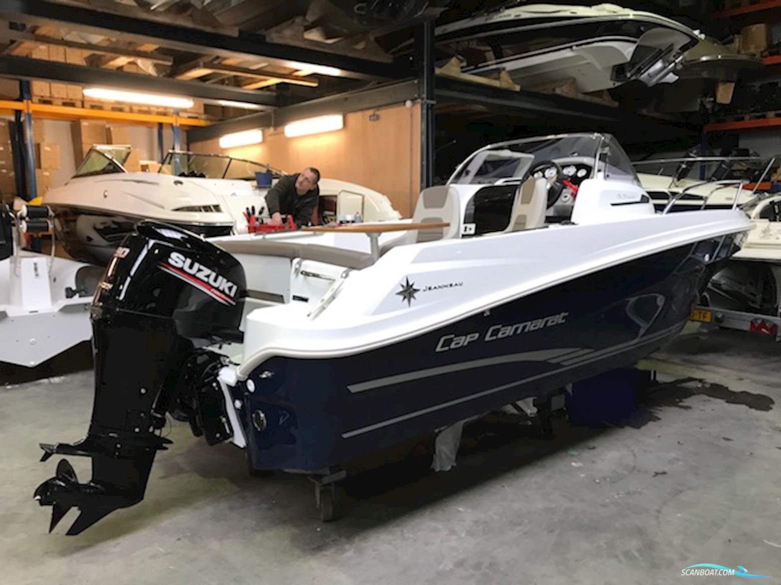 Jeanneau Cap Camarat 5.5 WA Motorbåd 2024, med Suzuki motor, Holland