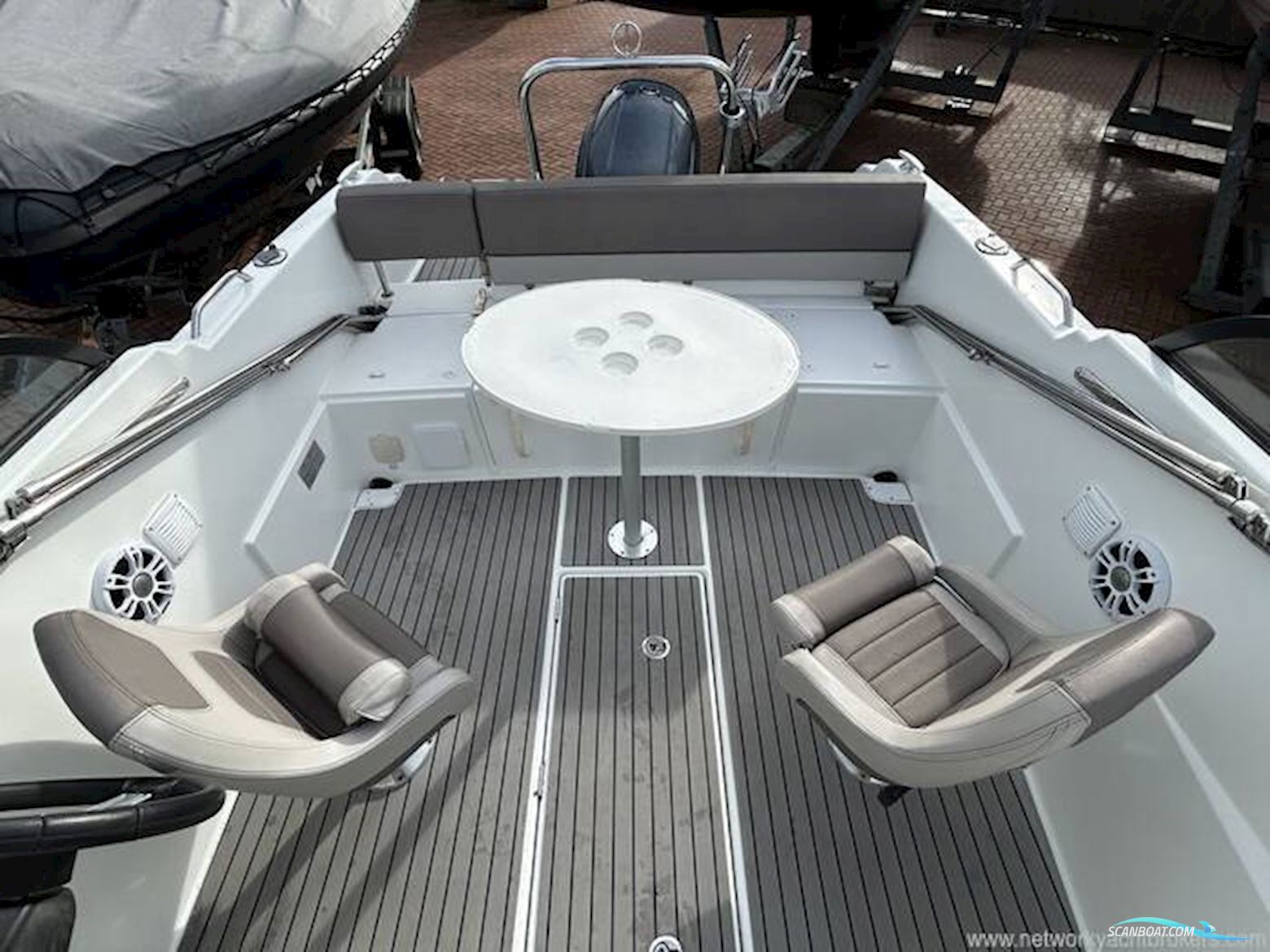 Jeanneau Cap Camarat 6.5 BR