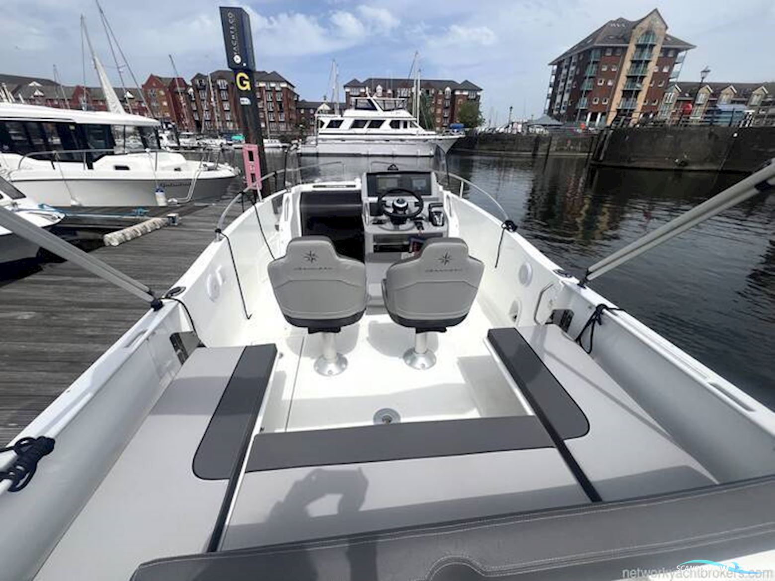 Jeanneau Cap Camarat 6.5 CC S3