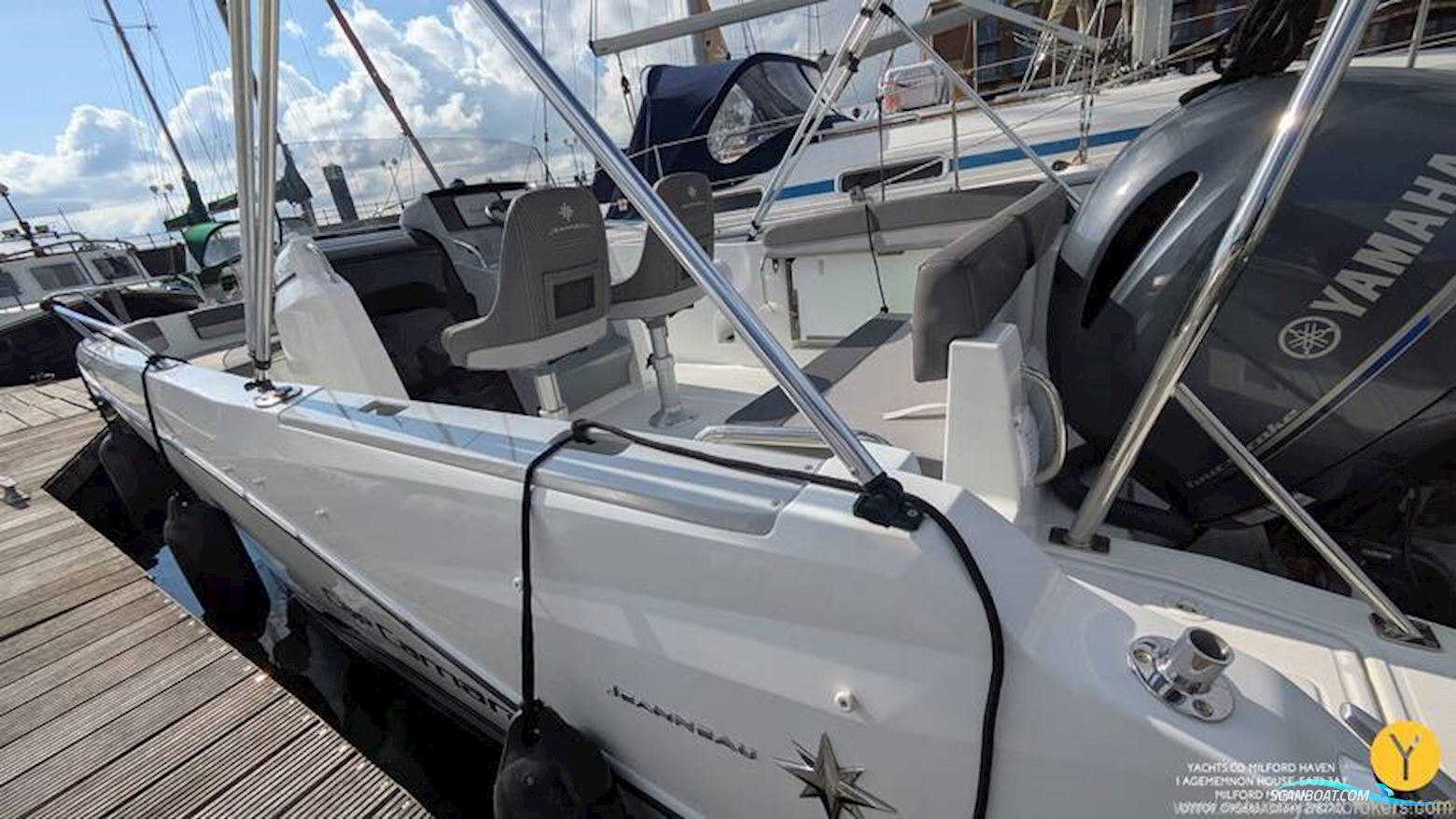 Jeanneau Cap Camarat 6.5 CC Serie 3