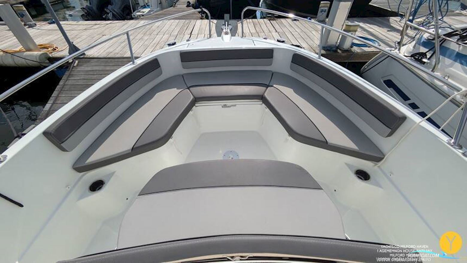 Jeanneau Cap Camarat 6.5 CC Serie 3