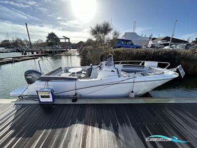 Jeanneau Cap Camarat 6.5 CC Series 3 Motorbåd 2026, med Yamaha F150 motor, England