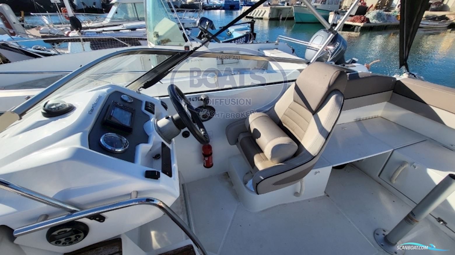 Jeanneau CAP CAMARAT 6.5 DC