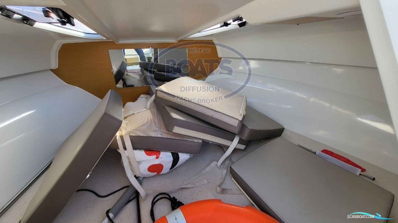 Jeanneau CAP CAMARAT 6.5 DC