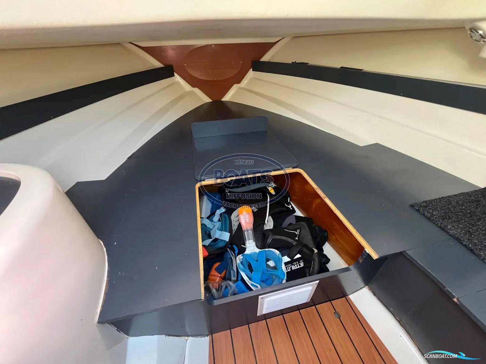 Jeanneau Cap Camarat 715 WA