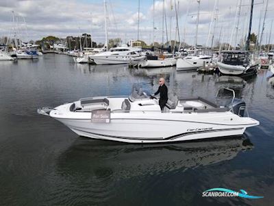Jeanneau Cap Camarat 7.5 CC Series 3 Motorbåd 2026, med Yamaha F300USB motor, England