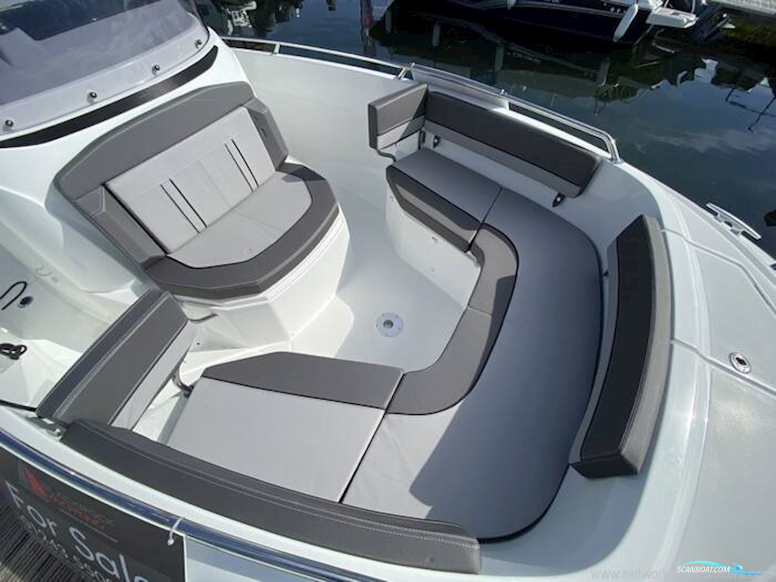 Jeanneau Cap Camarat 7.5 CC Series 3