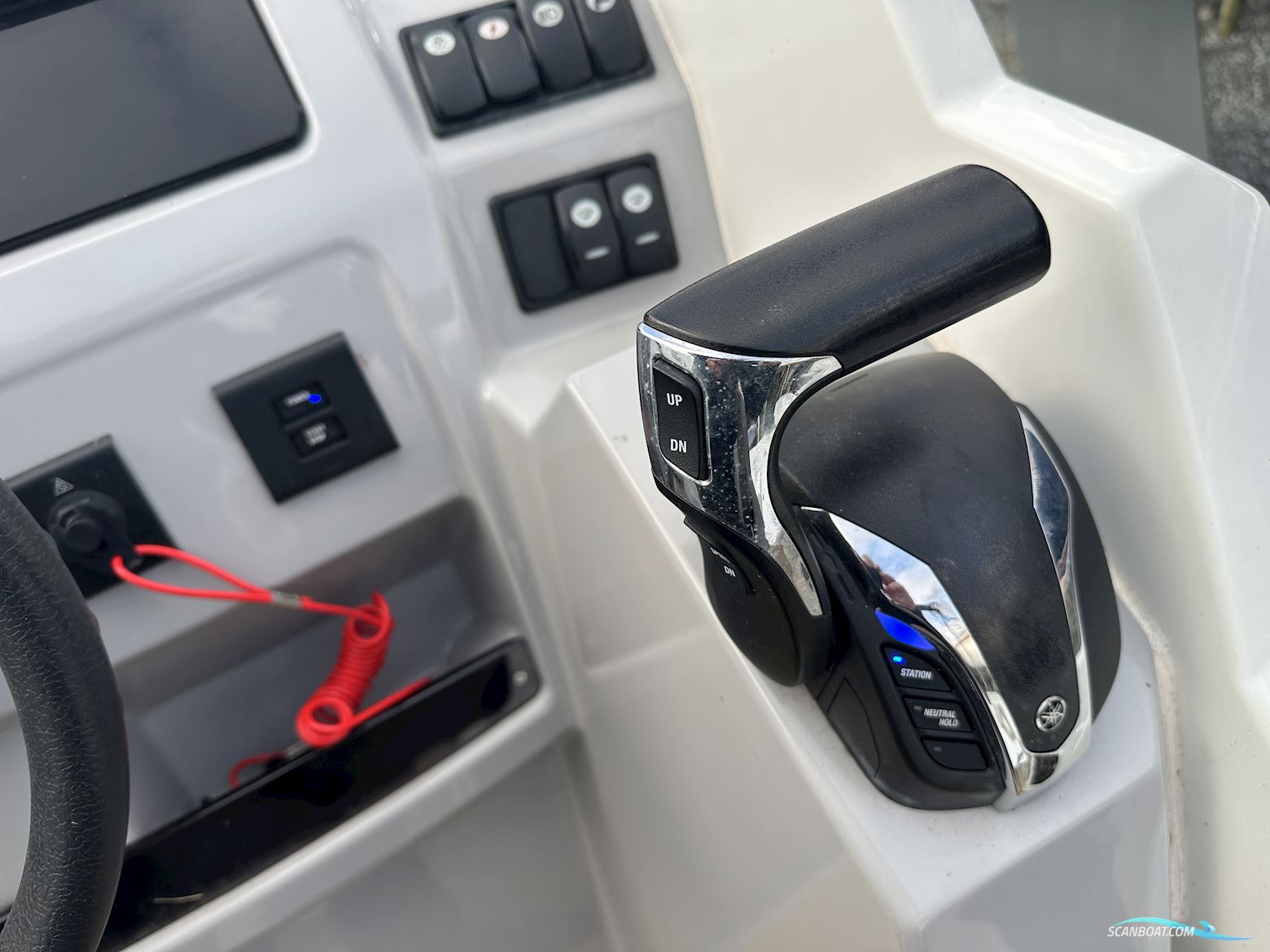 Jeanneau Cap Camarat 7.5 WA Series II