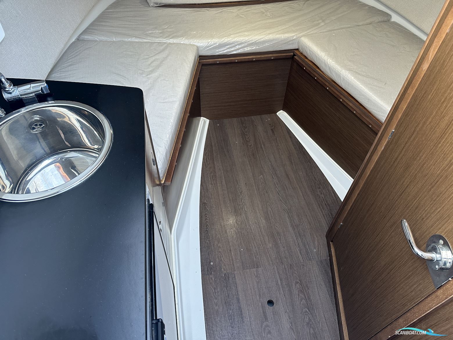 Jeanneau Cap Camarat 7.5 WA Series II