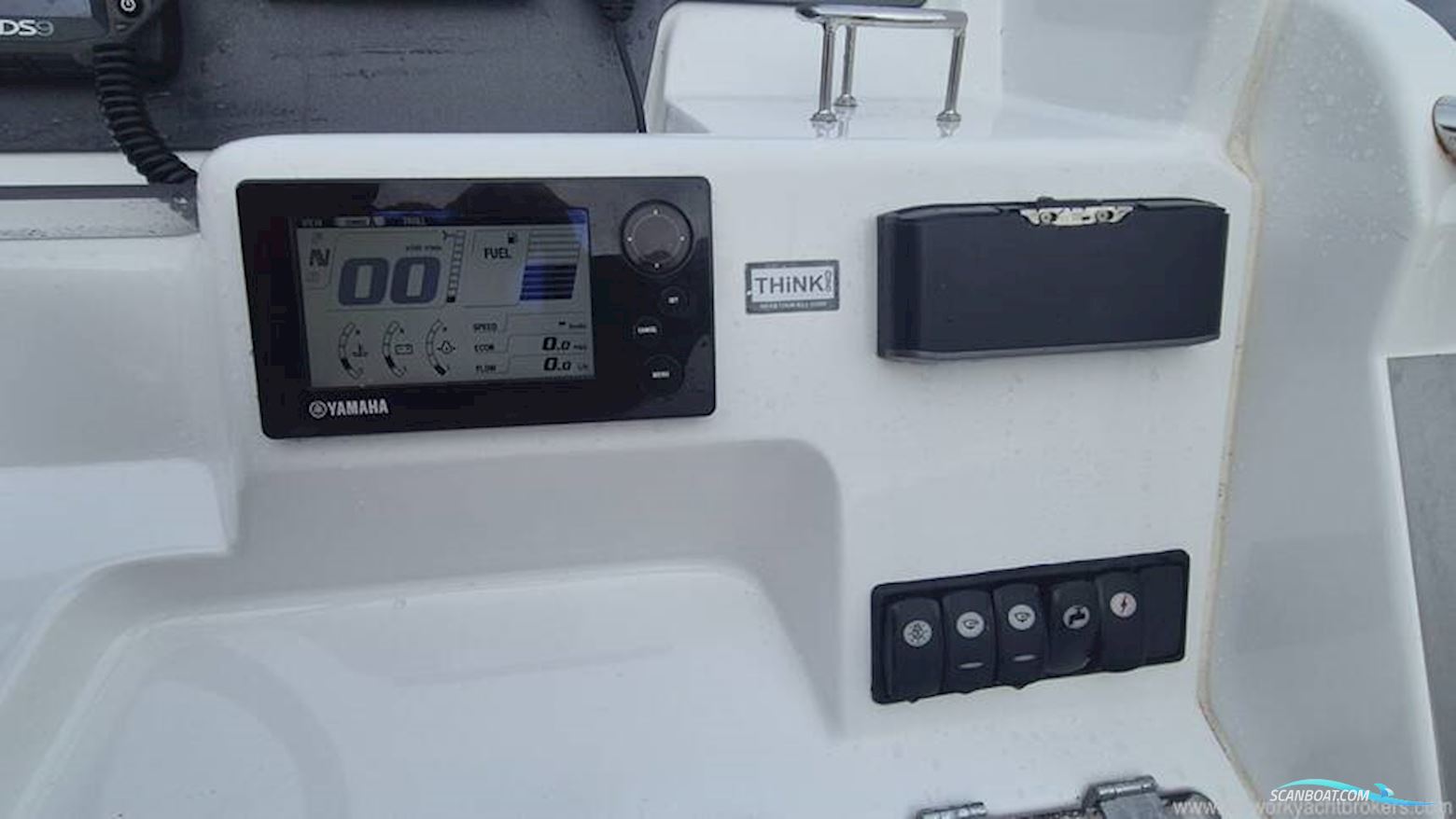 Jeanneau Cap Camarat 8.5 CC