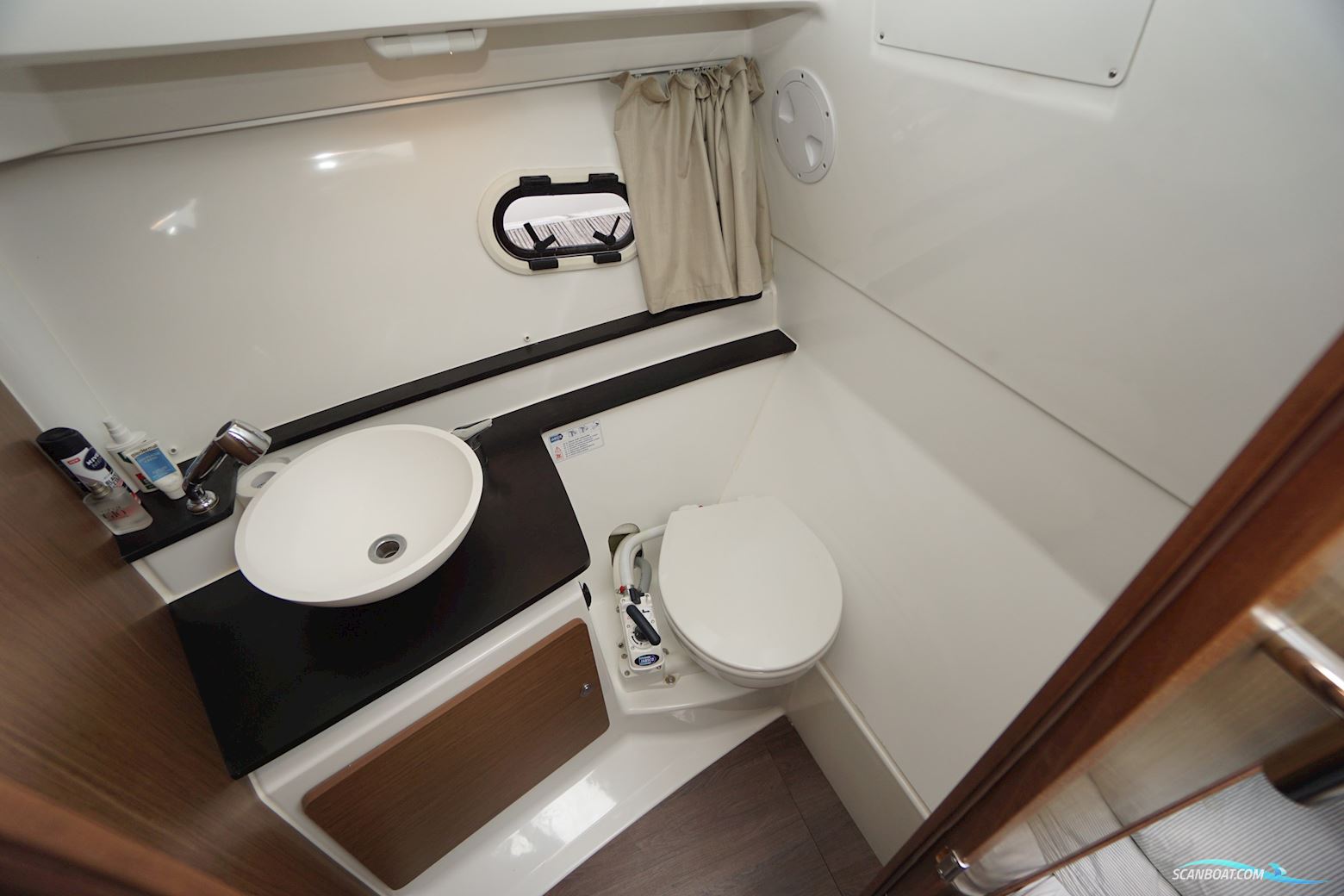 Jeanneau Cap Camarat 8.5 WA