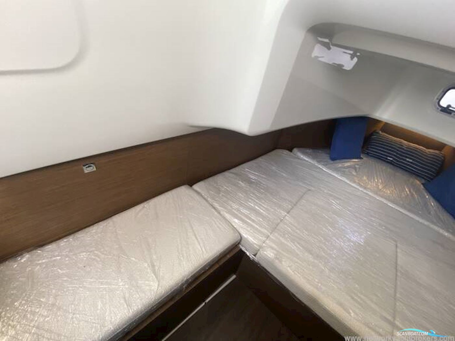 Jeanneau Cap Camarat 9.0 CC