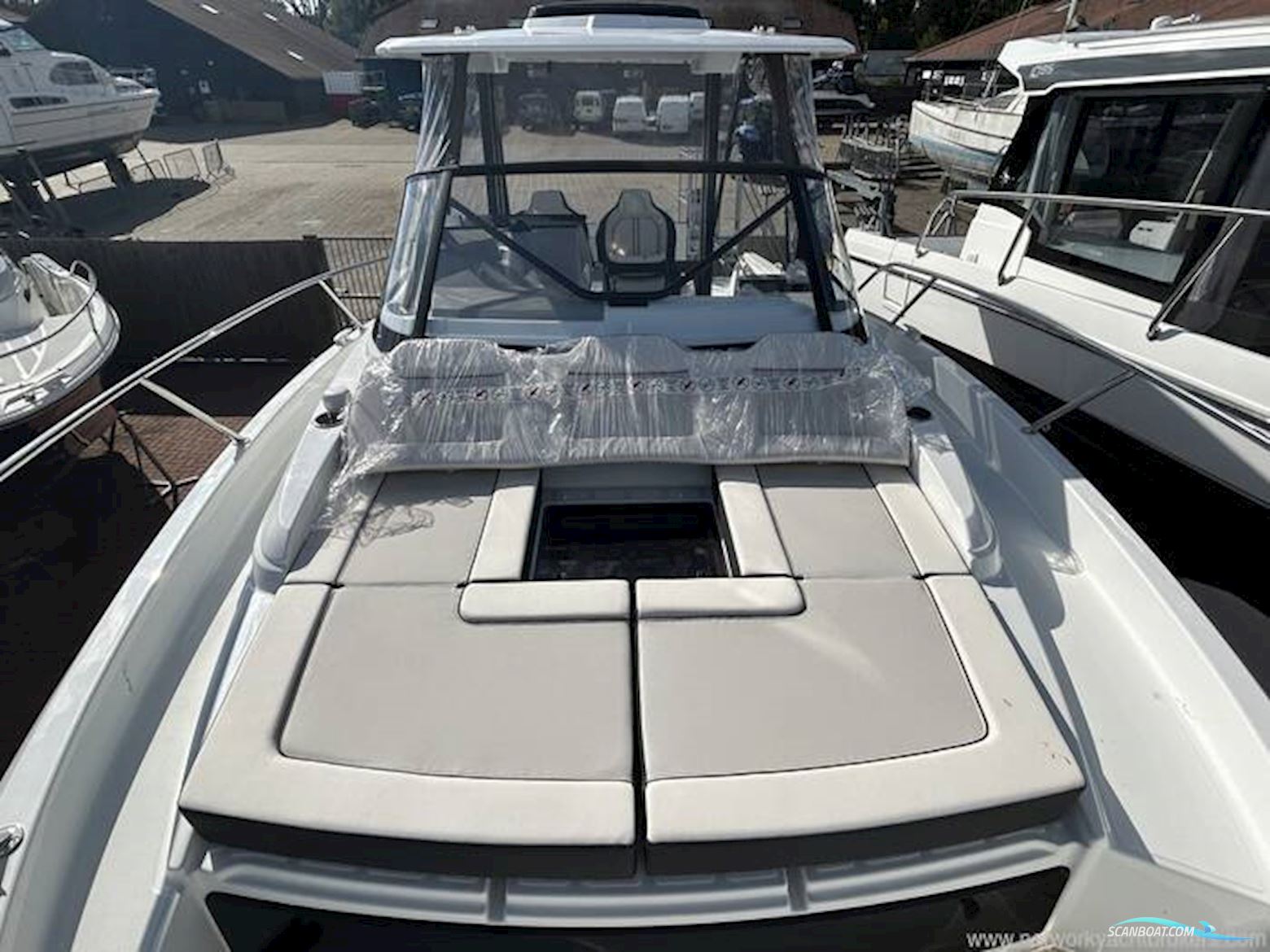 Jeanneau Cap Camarat 9.0 WA S2