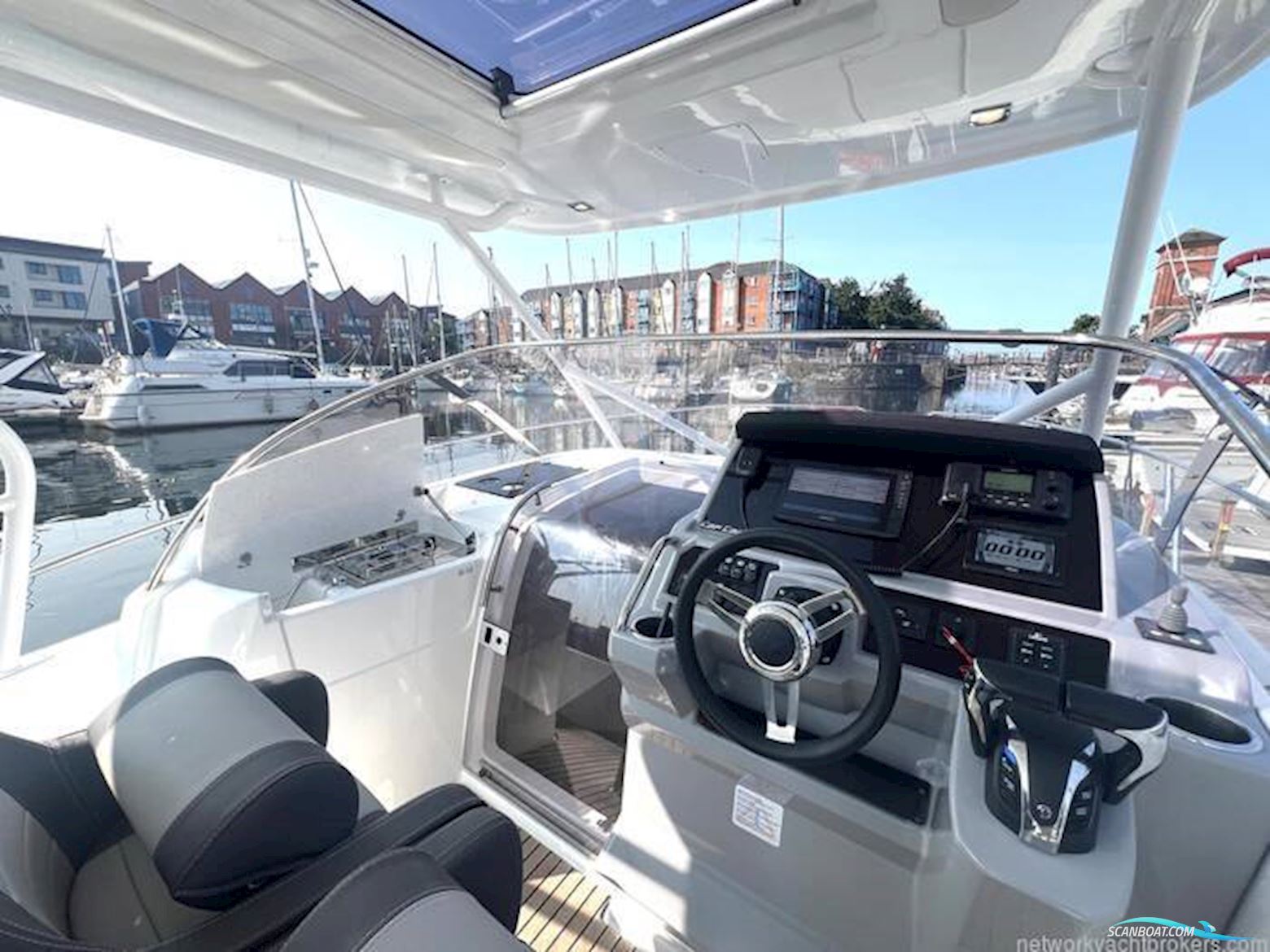 Jeanneau Cap Camarat 9.0 WA