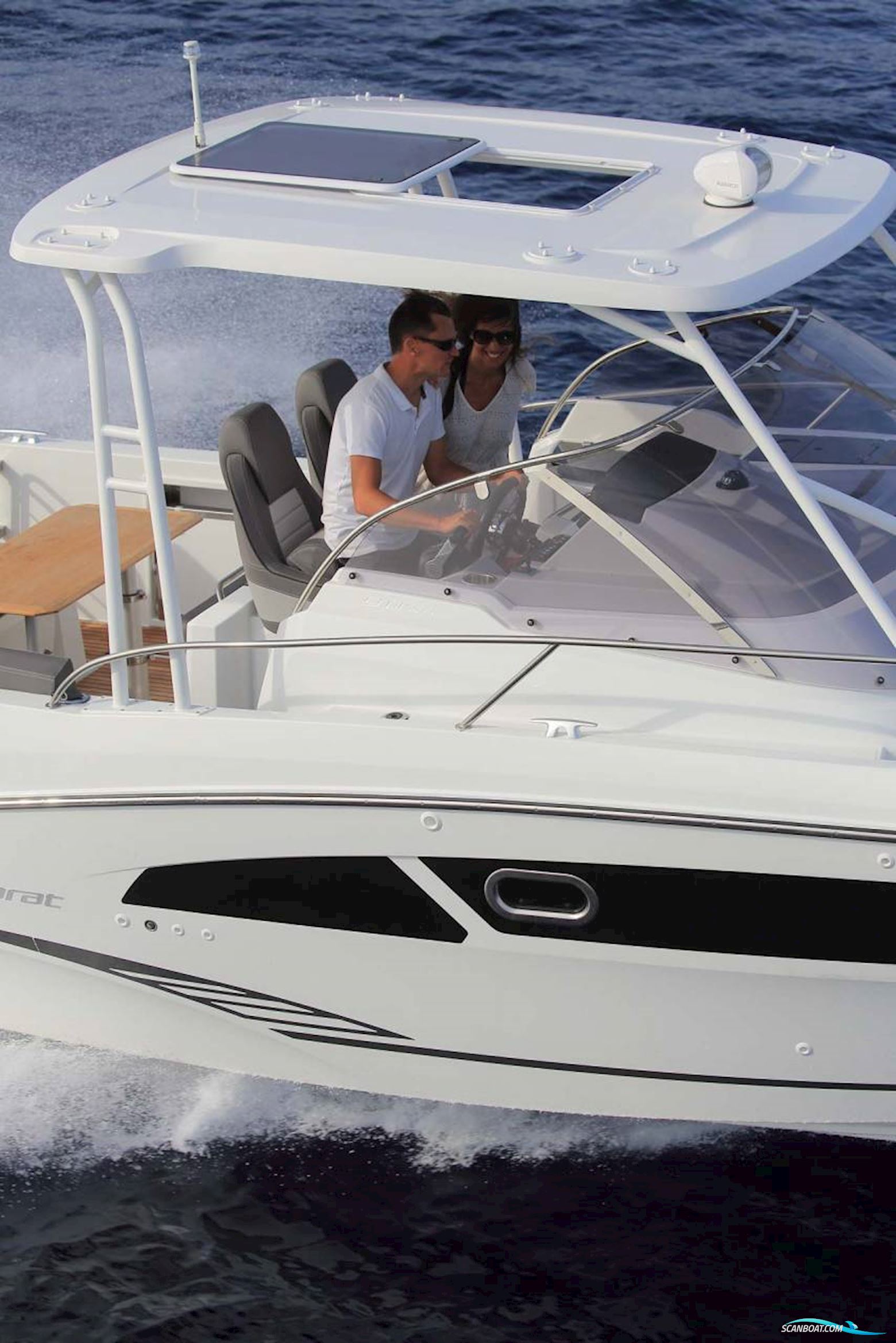 Jeanneau Cap Camarat 9.0 WA