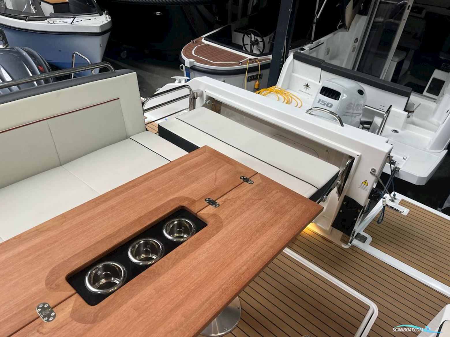 Jeanneau Cap Camarat 9.0 WA Serie 2 New Model!