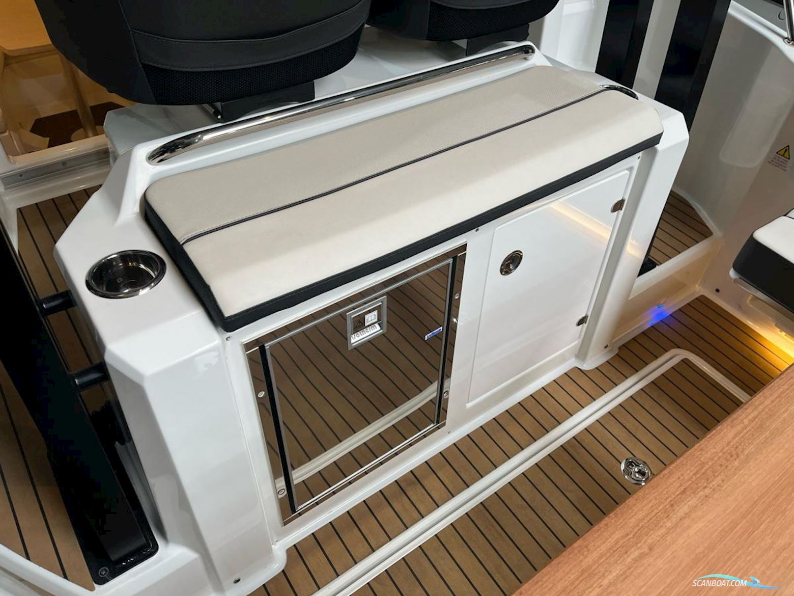 Jeanneau Cap camarat 9.0 WA serie 2