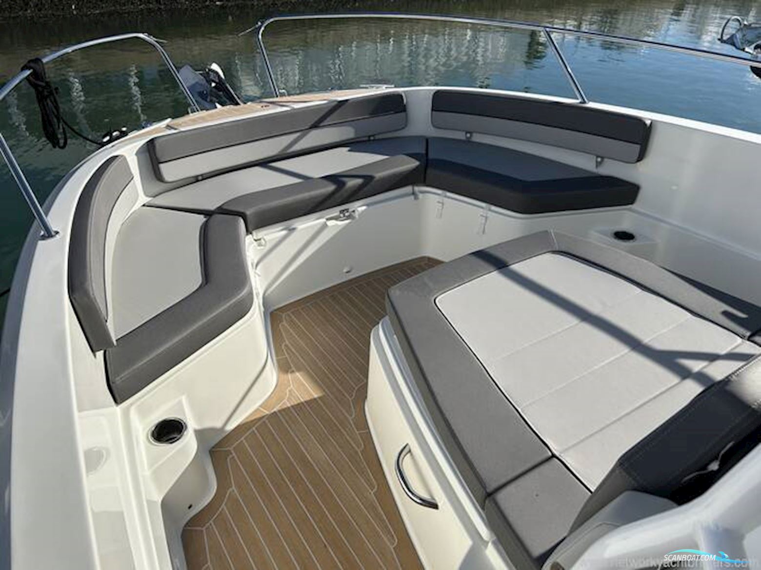 Jeanneau Cap Camarat 9.0CC